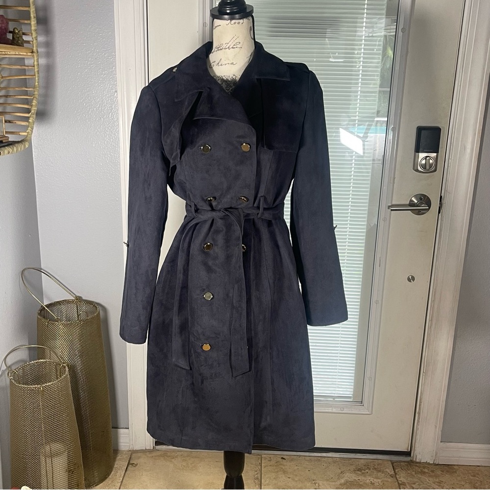 Vicky Tiel Women’s Navy Microfiber Double Breasted Belted Trench Coat Sz M
